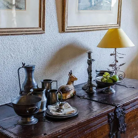 Semesterbostad Historic Castle In With Swimming Pool, Billiards